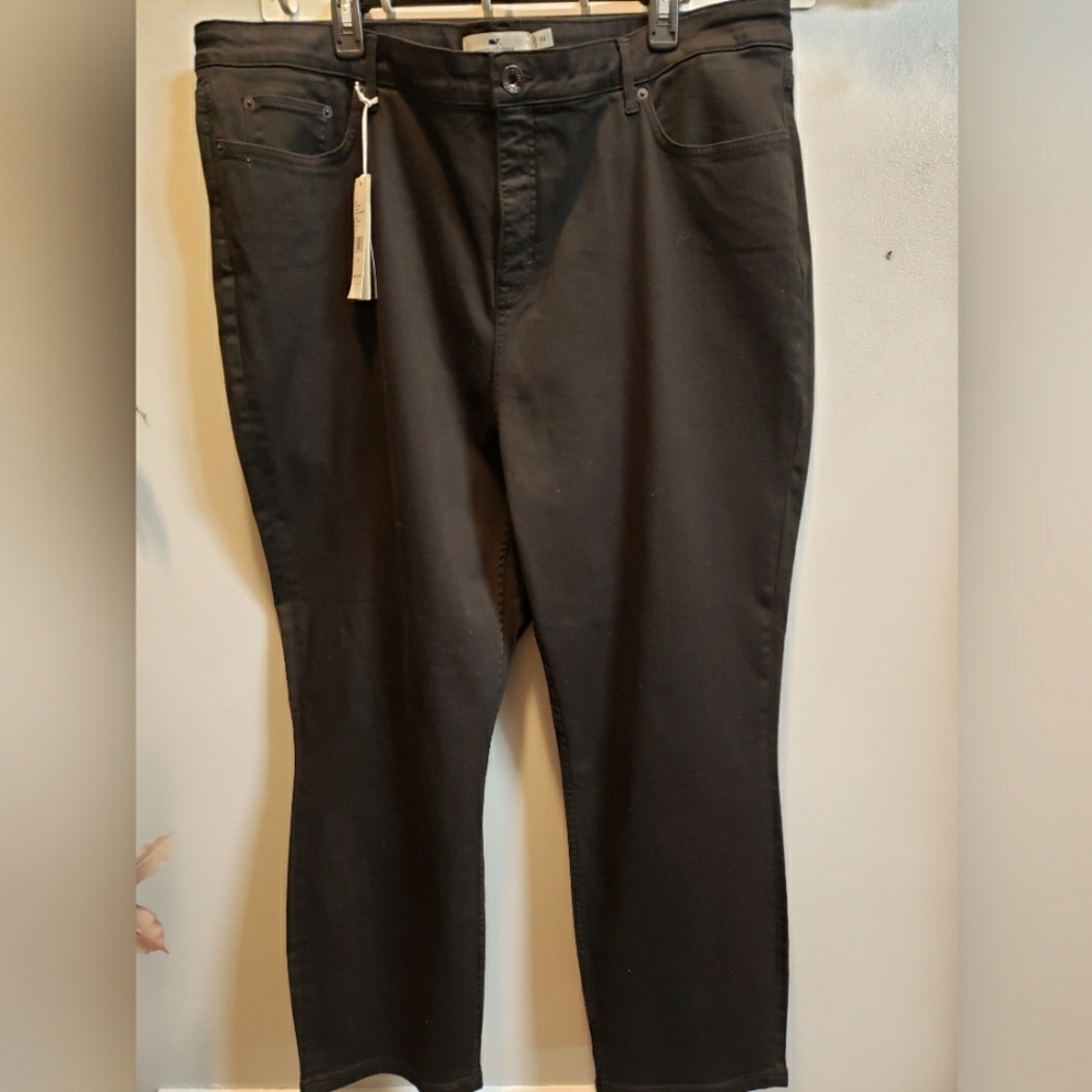 Vineyard Vines NWT Stretch Black Denim Jeans, Size 37 (22-24)